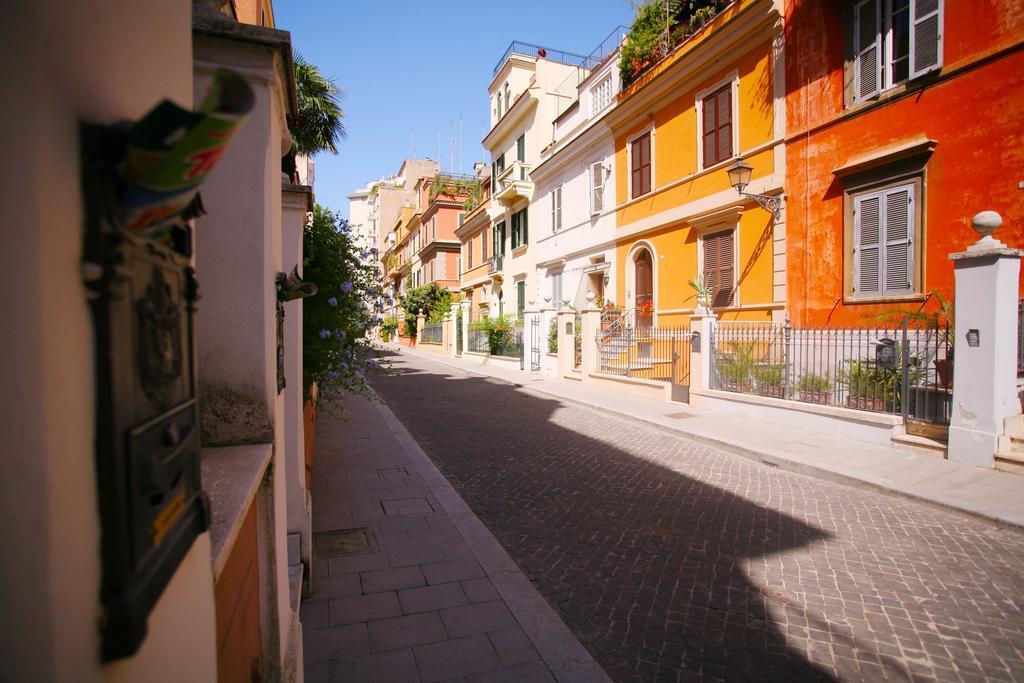 Red Flat In Rome Apartment Екстериор снимка
